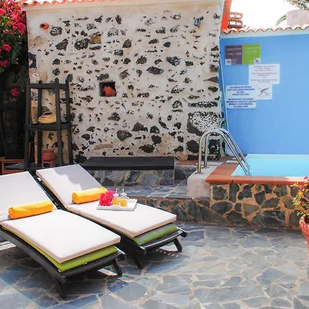 Tile Dom wakacyjny Roque